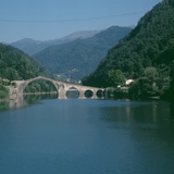 River Serchio, view